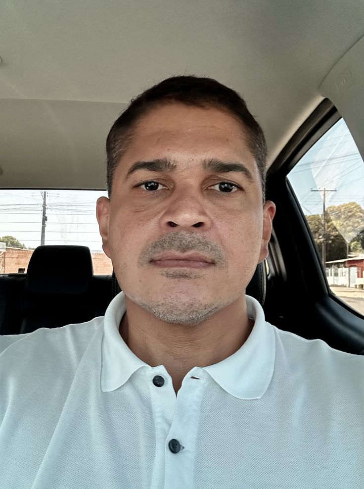 Carlos Hernández